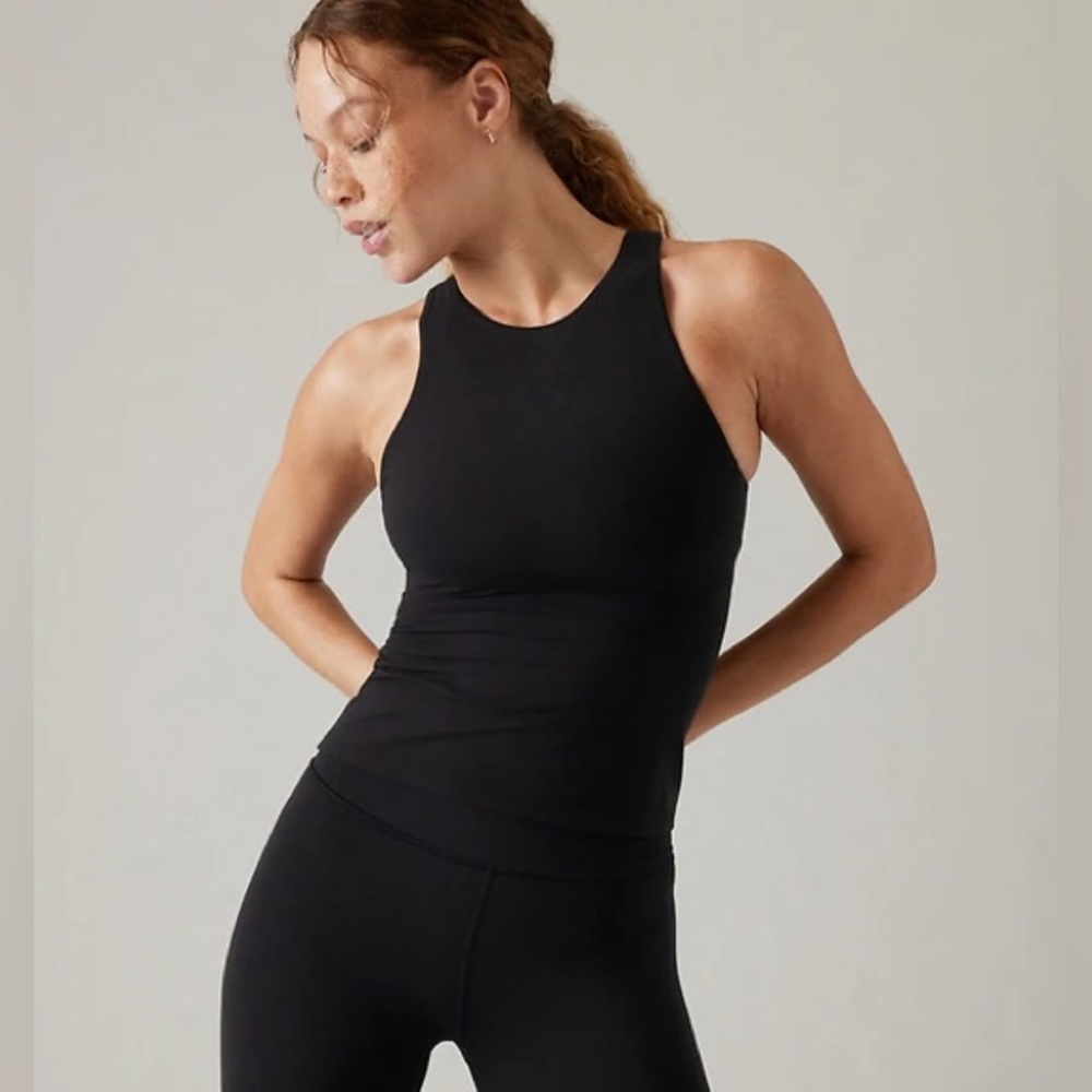 ATHLETA Conscious Built-In Bra Tank D-DD NWT